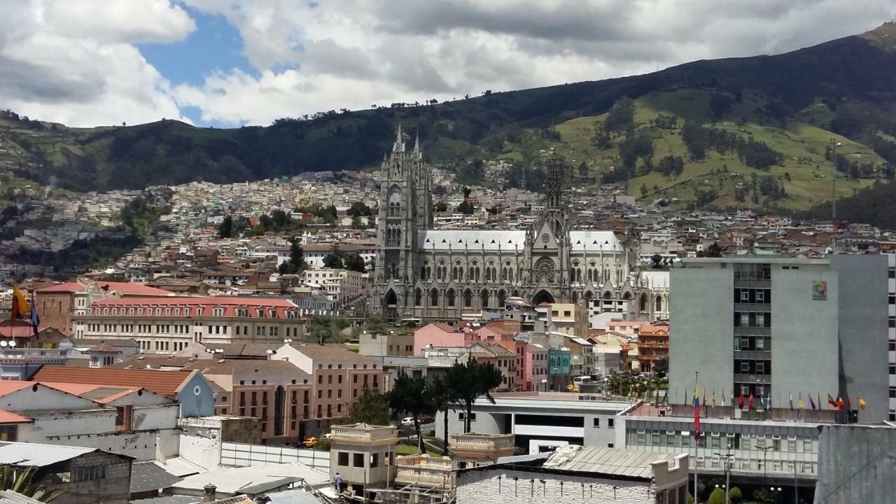 Hotel Margarita Inn Alameda Quito Bagian luar foto