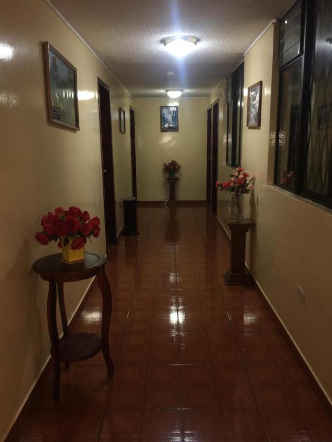 Hotel Margarita Inn Alameda Quito Bagian luar foto